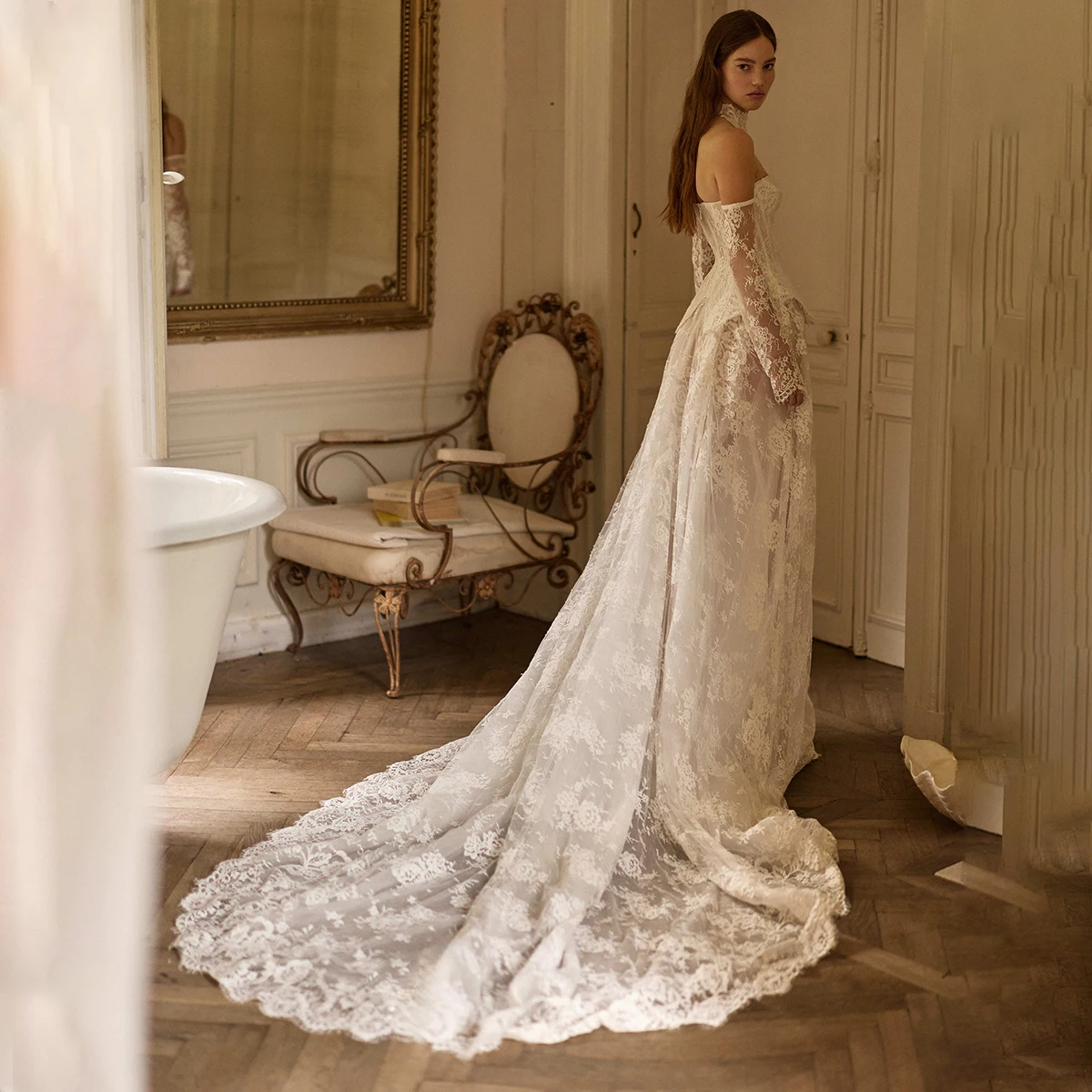 Two Pieces Corset Basque Waist Corded Lace Bridal Gowns Sexy High Split See Through Skirt Long Sleeves Strapless Wedding Dress