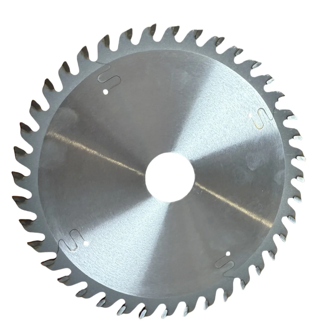 D180Sega per scanalatura per la lavorazione del legno -2.0/2.5/3.0 SpessoreScheda di densità in lega addensataSega silenziosa e durevole per taglio di precisione