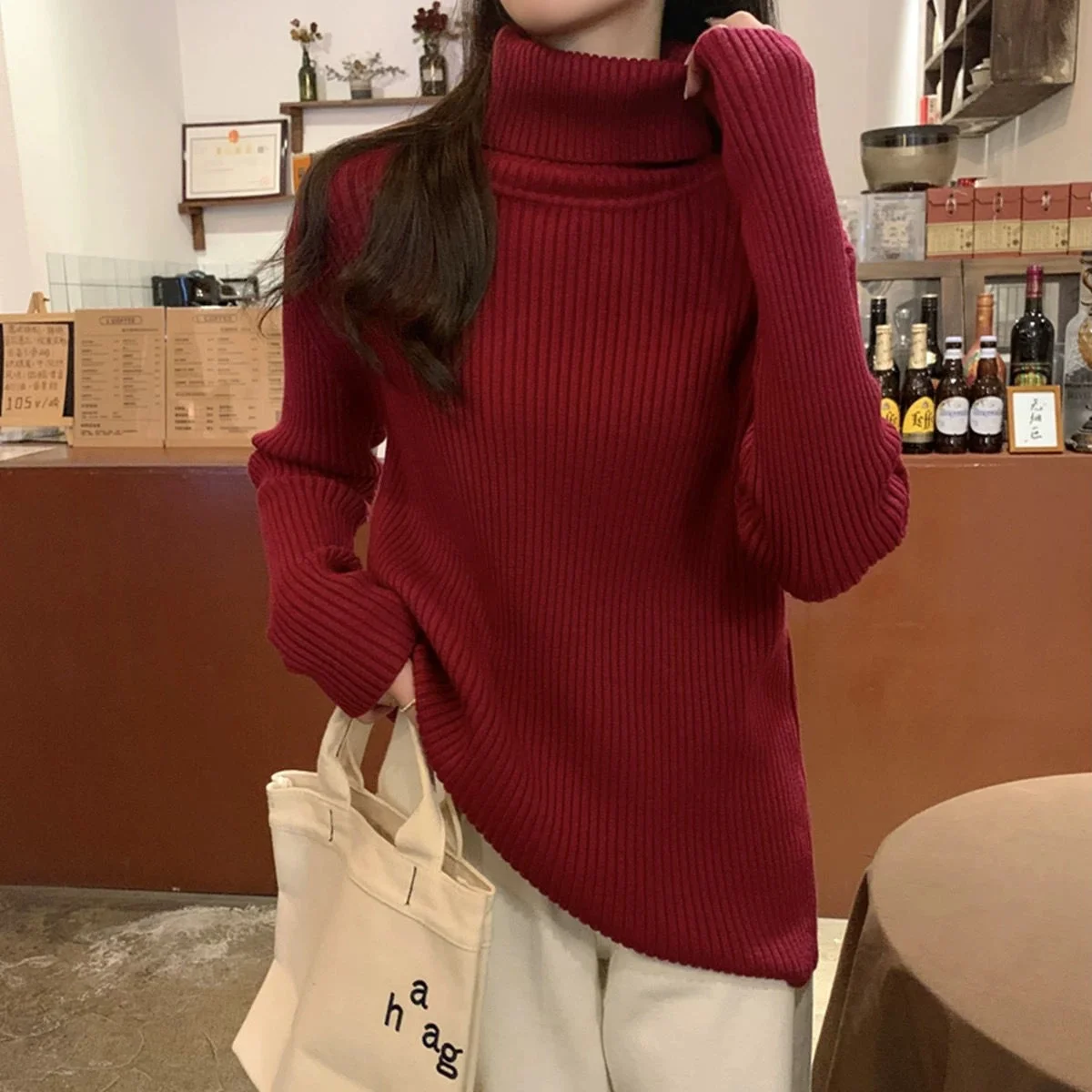 두꺼운 가을과 겨울 여성의 단색 스웨터 느슨한 캐주얼 트렌드 여성의 최고 다재다능하고 세련된