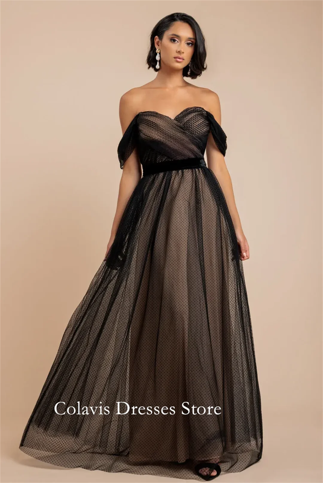 

2025 Customized Off-Shoulder Floor Length Polka Tulle Prom Dresses Evening Dress Women Evening Gowns Formal Party Dress