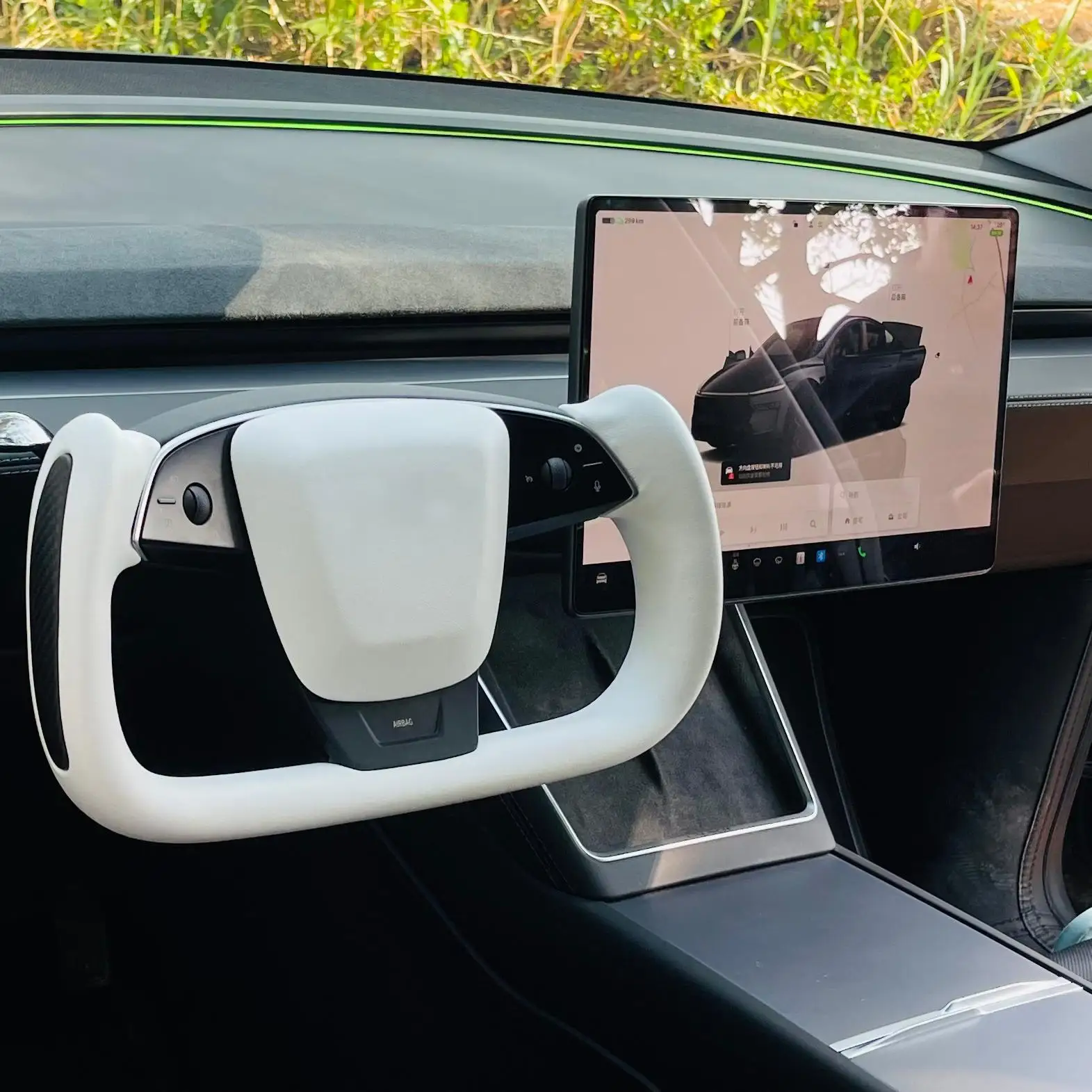 Personalized Sports Steering Wheel for Tesla Model 3 Highland/Y L/Y Juniper Premium Leather Carbon Fiber Heated Yoke Handle 2