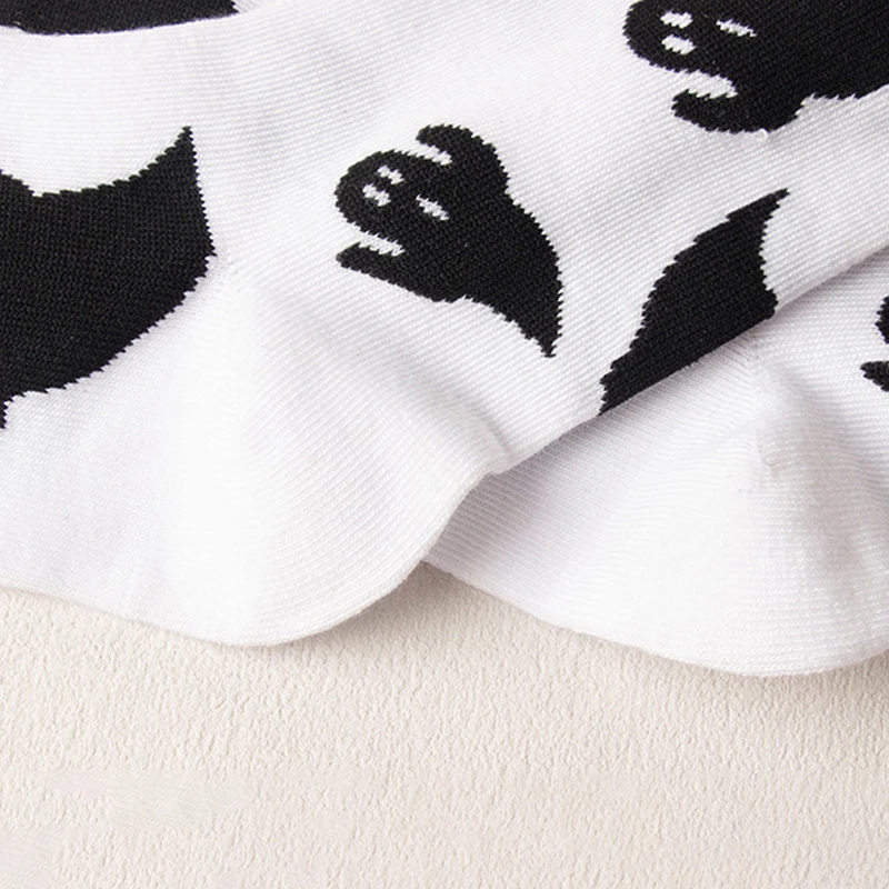 Halloween Ghost Socks Black White Harajuku Mid Tube Warm Sock Women Men Couples Holiday Funny Cosplay Sock Fashion Unisex Gifts