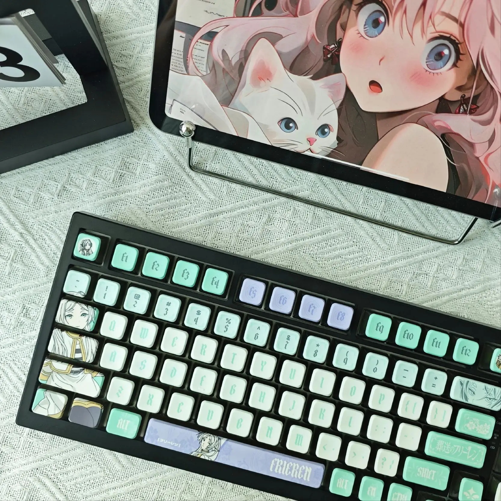 Frieren Theme Celadon Dye-Sublimation PC Keycaps XDA Profile 132 Keys Full Set for Mechanical Keyboards