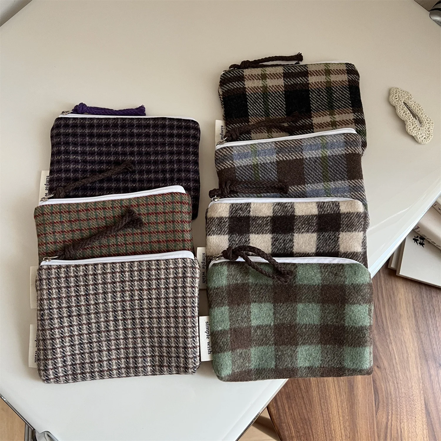 New Women Makeup Mini Bag Portable Coin Purse Small Pouch Handbag Retro Plaid Female Lipstick Cosmetic Storage Zipper Bag