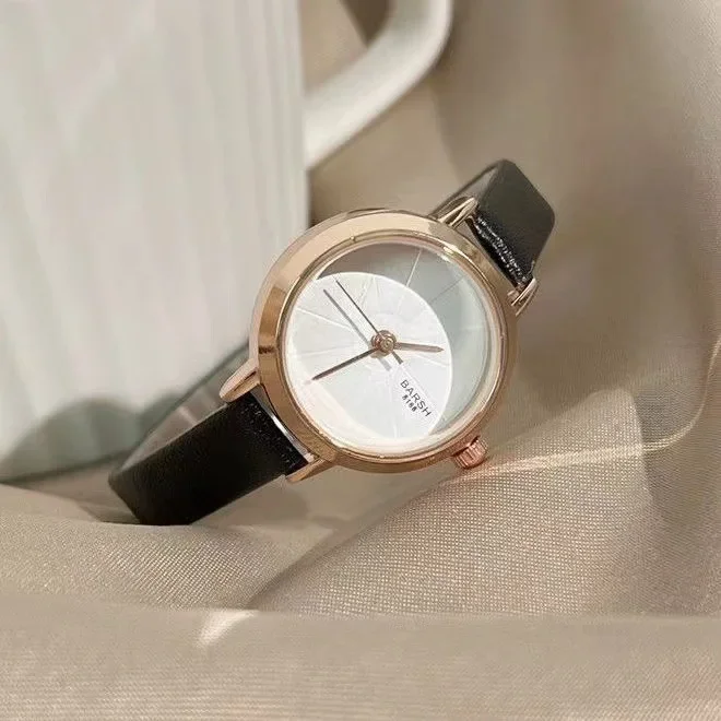 Yeni moda öğrenciler kadın izle kadın basit küçük Retro deri küçük yuvarlak arama yüksek kalite kuvars kol saatleri Relojes