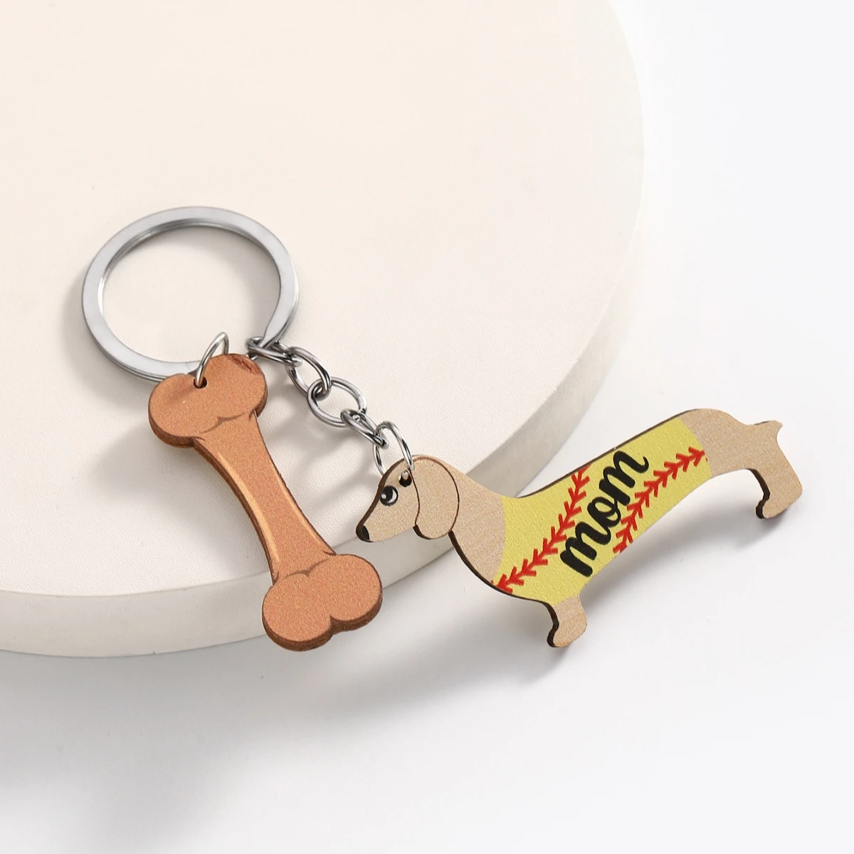 1Pc Wood Sports Series Dachshund Dog Keychain Cute Animal Key Chain Ring Bag Backpack Charm Car Key Pendant