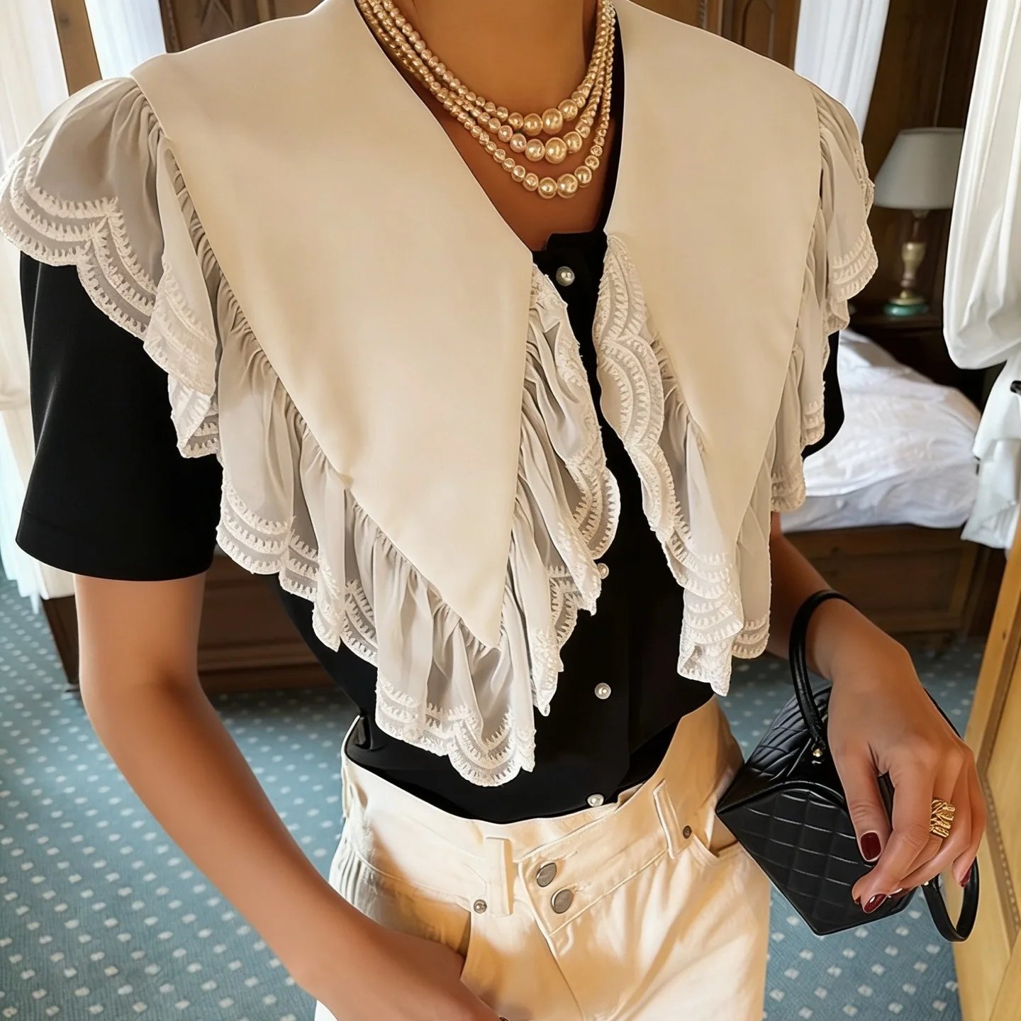 

Fashionable Doll Collar Shirt Women's Chic Personality Summer 2026 French Style Top with Ruffle Design Short Sleeve Buttoned