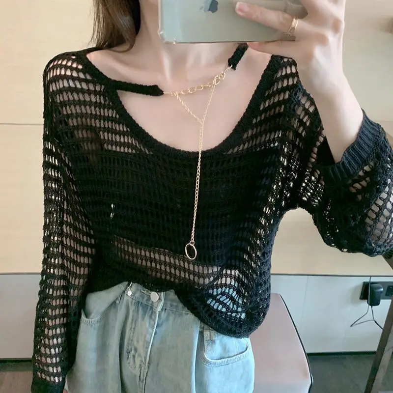 Sexy Hollow Chic Knit Blouse Women Thin Design Sense Niche Spring and Autumn New Fashionable Fashionable Top Chain Long Sleeve