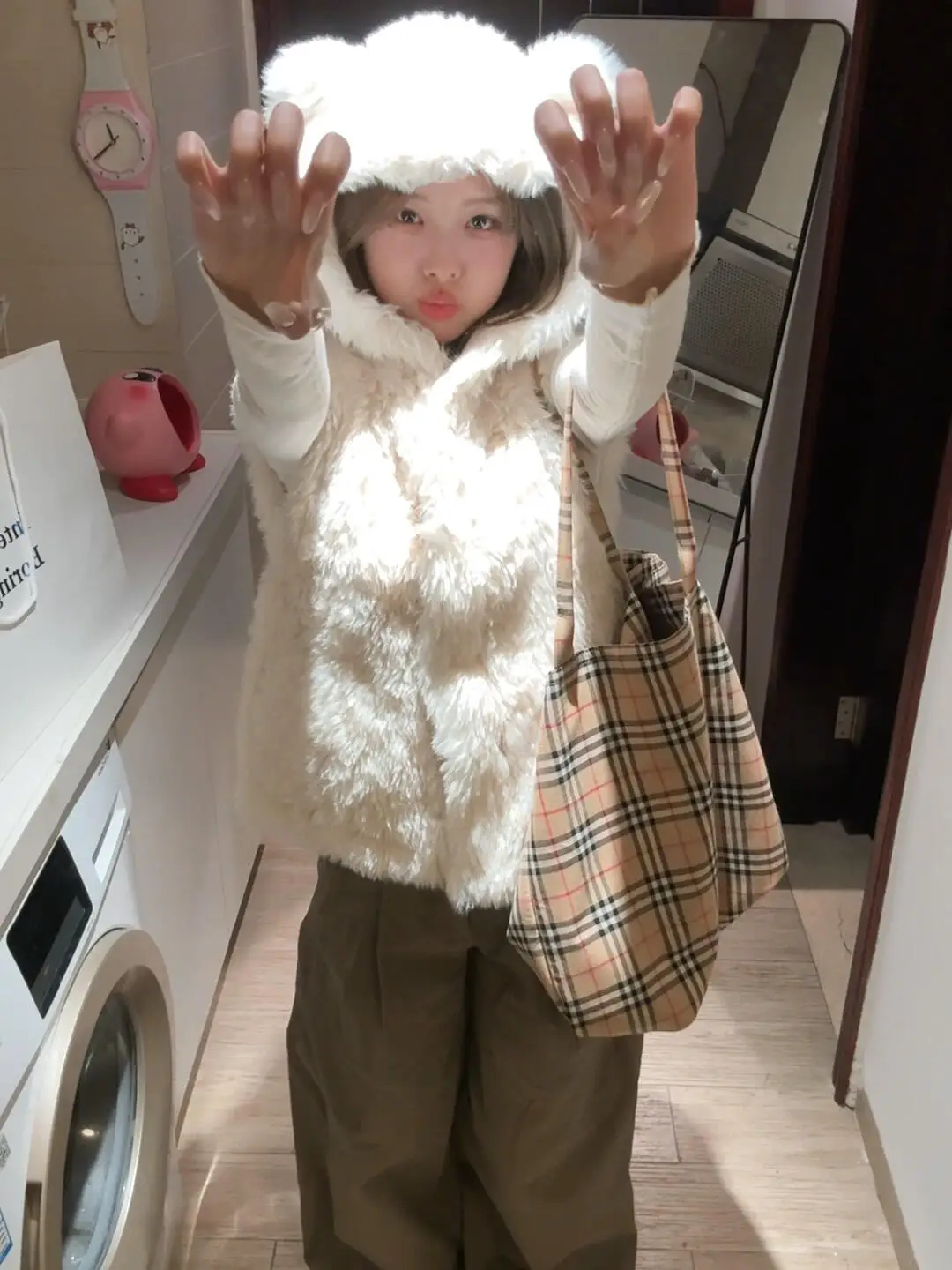 النساء فو الفراء معاطف قصيرة سترات جاكيتات معطف مقنع أكمام سميكة الدافئة Y2k الشارع الشهير سترة أنيقة العمل سترة الخريف الشتاء