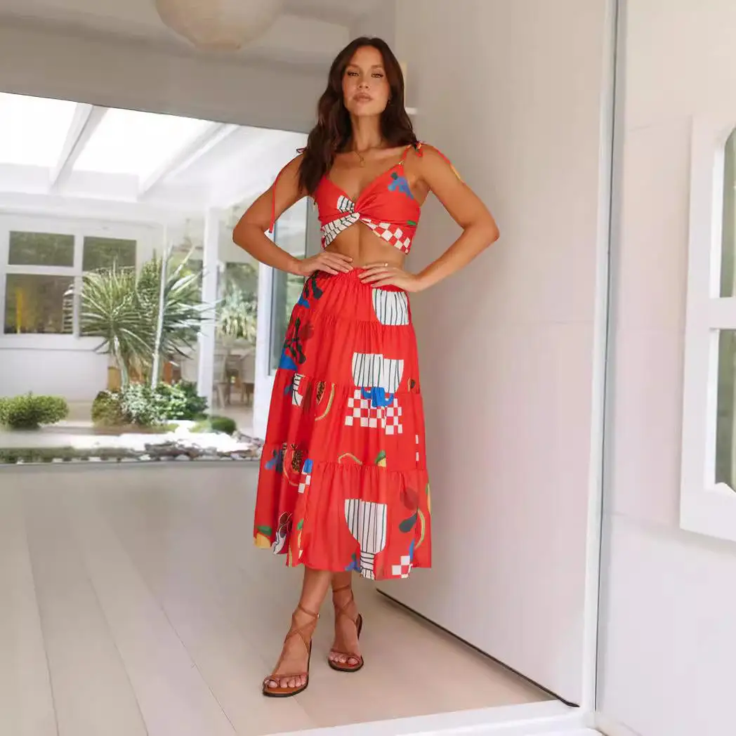

Sexy Fashionable Two-Piece Set with Strap Vest And Halter Skirt Exposing Waist for Women Summer 2024 Polyester Material Sleev...