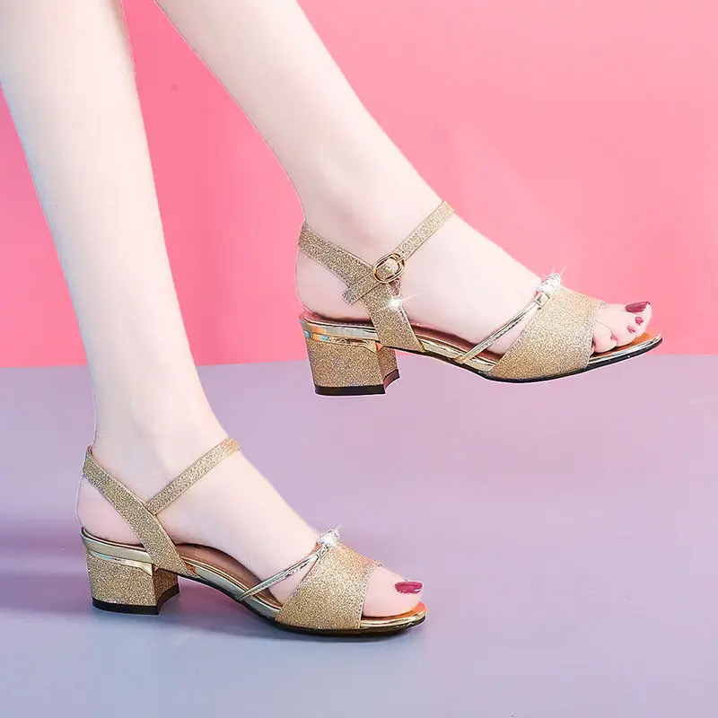 New Summer Fashion Golden Open-toe Sandals with Buckle Ladies High Heels Sandalias Square  Solid Basic Mid  Women Shoes