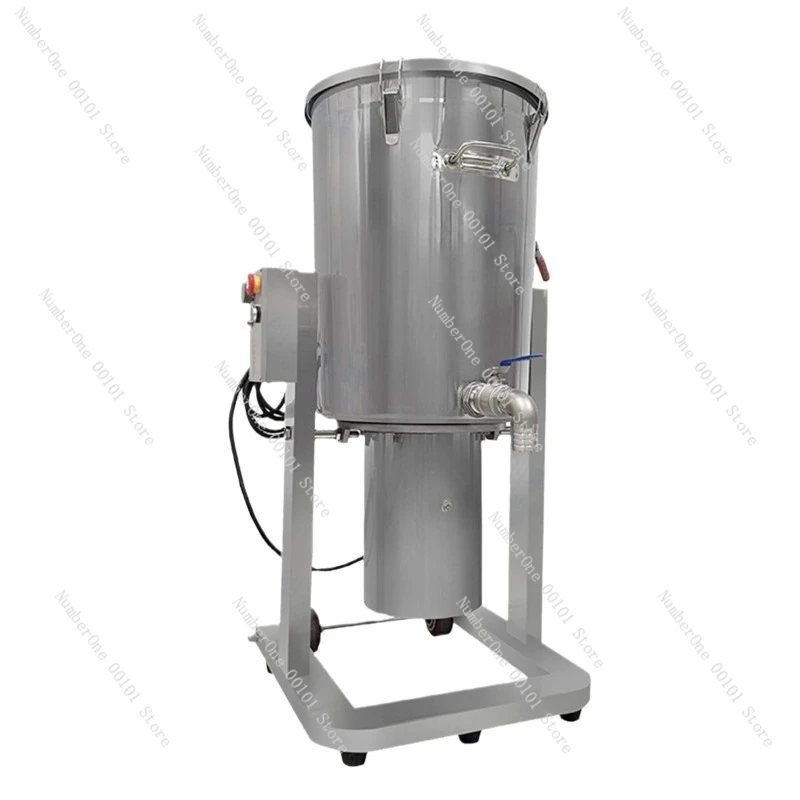 

Coconut Milk Blender High-Speed Chopping Sawtooth Six-Blade Blender Coconut Milk Machine Manufacturer Training