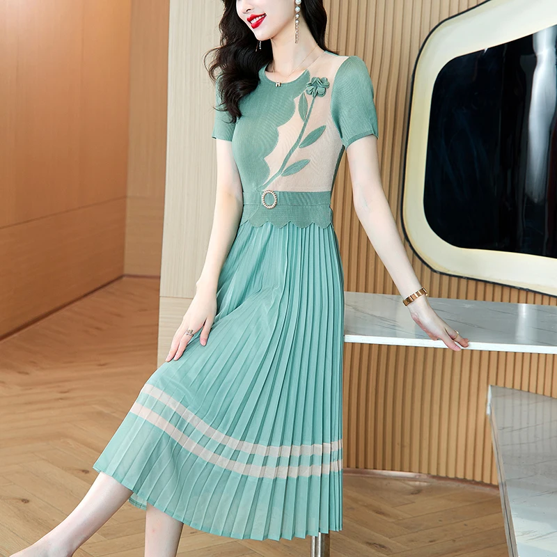 Ele プリーツスカート Dr カラー ブロ スリムフィット エラスティックウエスト 花柄装飾 夏新作 Sle ファッションデザイン 中国ブランド