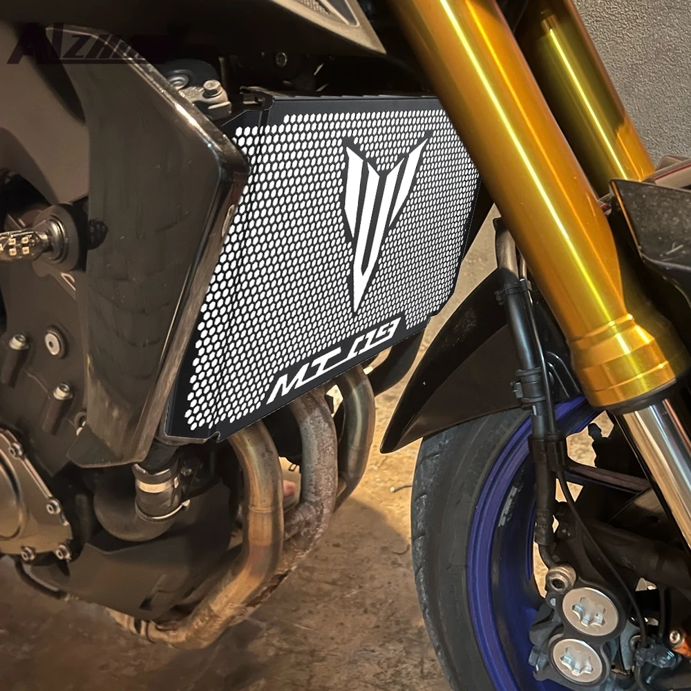 For YAMAHA MT09 Tracer900 GT XSR900 MT 09 FZ09 TRACE 900ABS Radiator Grille Guard Cover Water Tank Grille Guard 2015-2019 2020