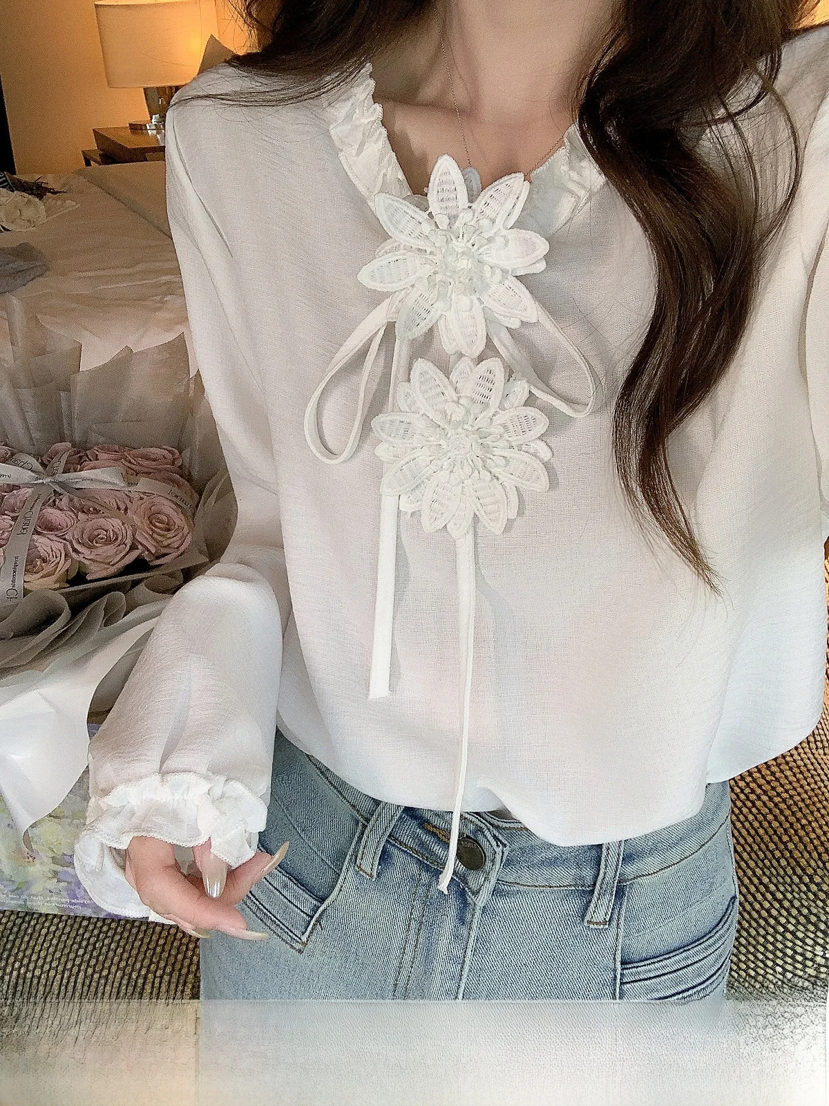 

French Style Long Sleeve Ruffle Collar Tie Drapey Chiffon Blouse Women's Inner Wear Spring New Arrival Slim Fit Petal Neck