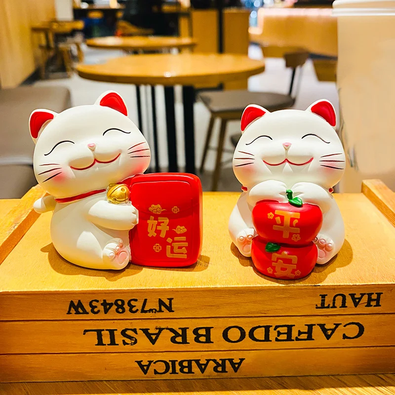 Resin Lucky Cat Ornament Japanese Cartoon Cat Festive Ornaments Mascot Opening Gift Desktop Decoration Home Office Trinkets