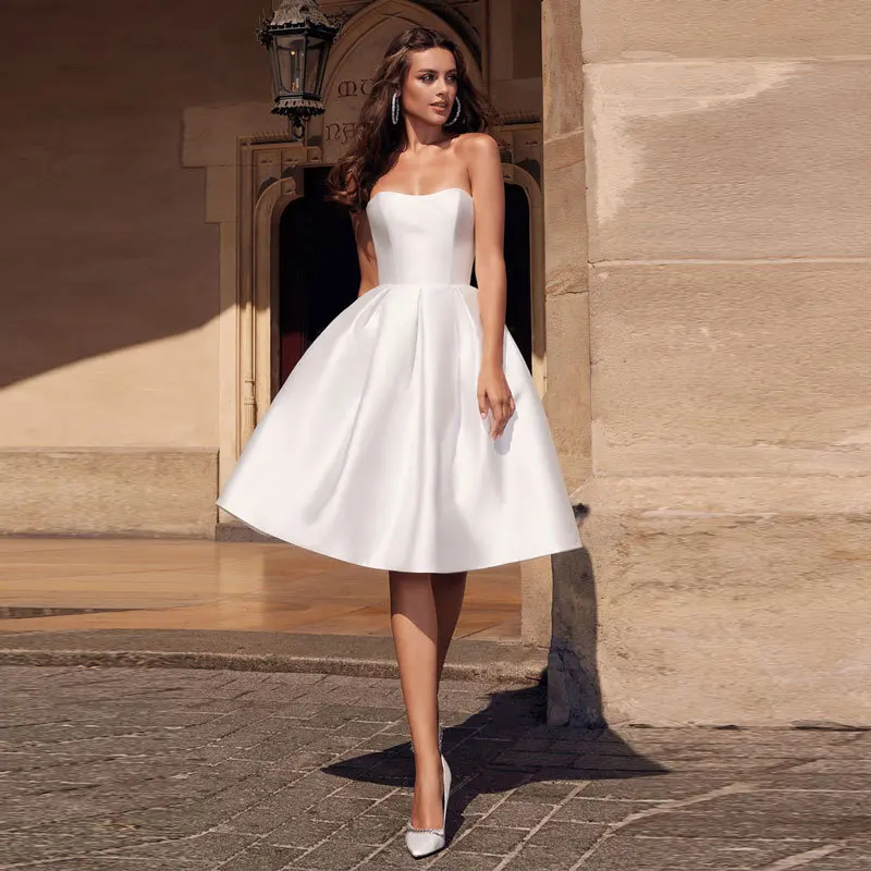 

Elegant A-Line Wedding Dress Strapless Satin Mini Ruffles Bridal Gown Sleeveless Sweet Minimalist Prom Gown 2025 Free Customized
