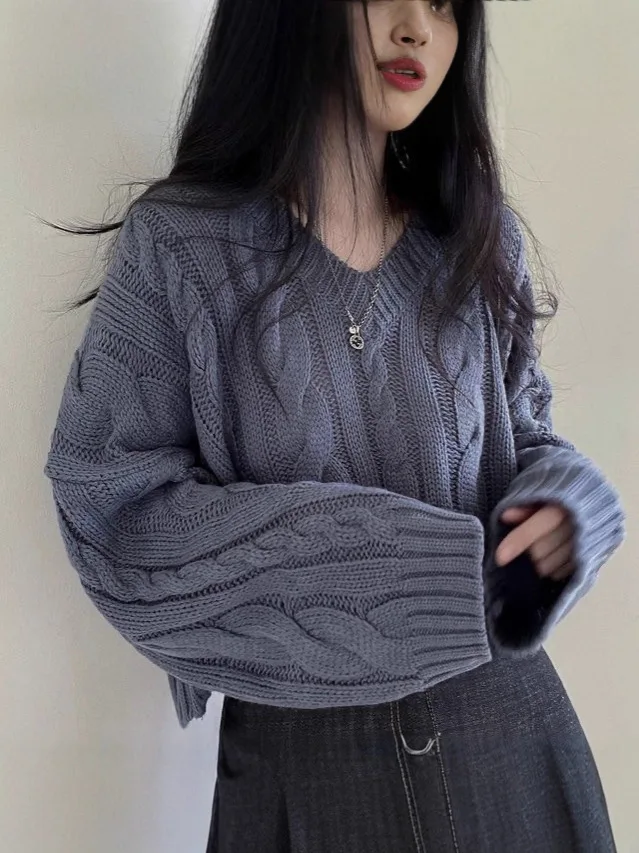Pullovers women sweater 2026 casual retro twist V-neck long-sleeved autumn new loose short knitted top women's clothing