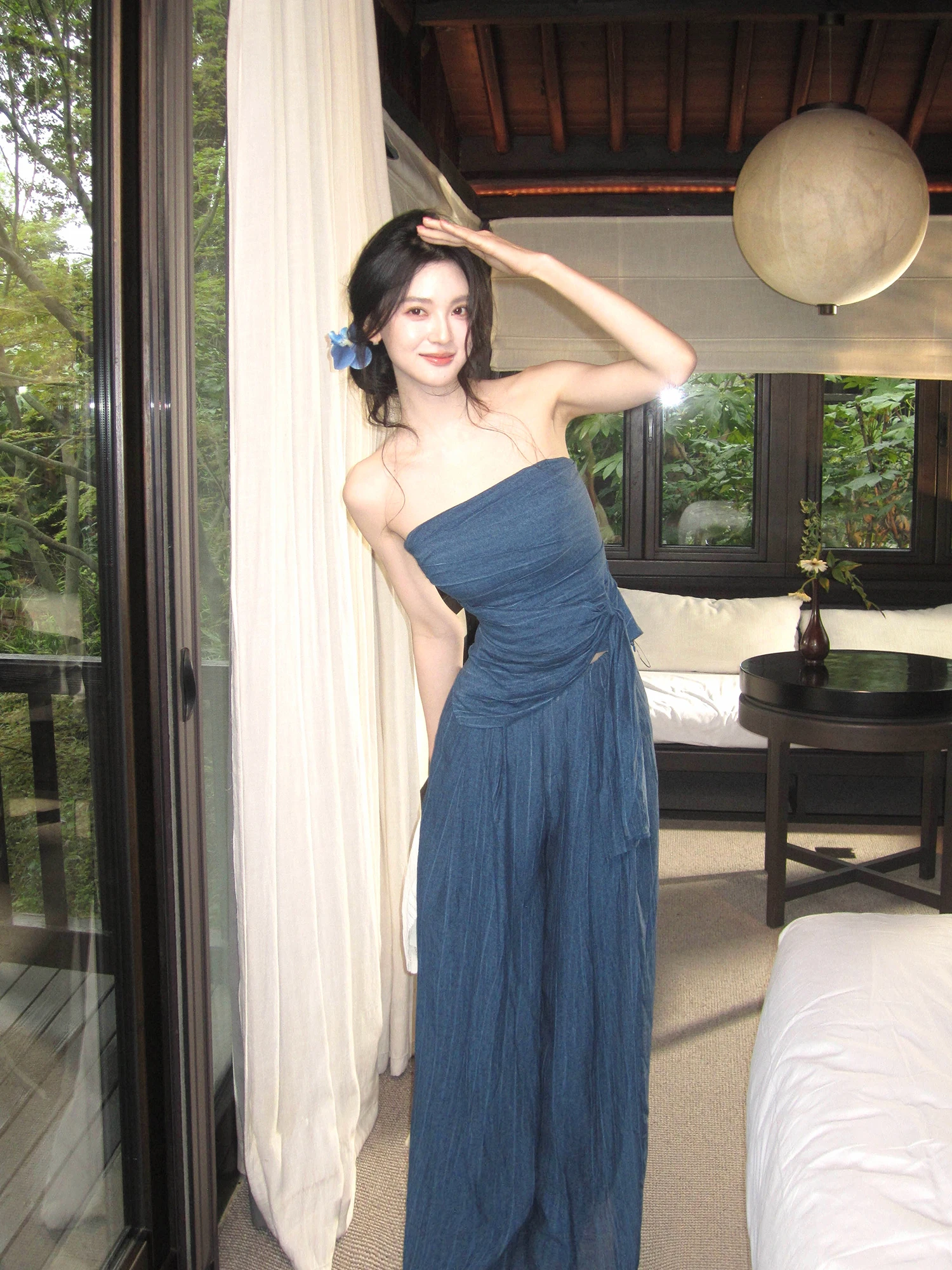 

Silk Embroidered Set Belted Strapless Top Wide Leg Pants High Waist Breathable Summer Spring Fashion Ensemble Three Pieces