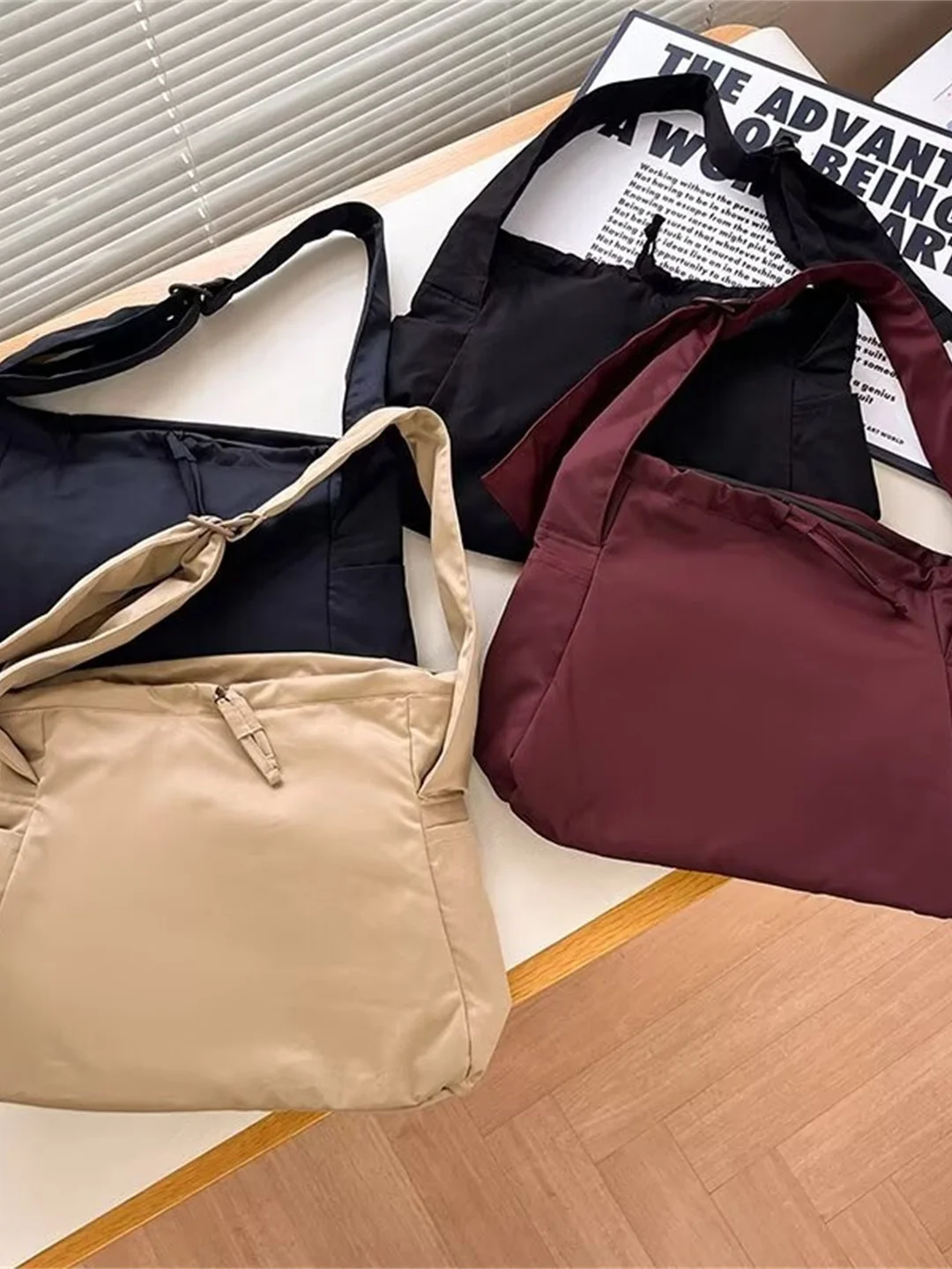 Soft Adjustable Wide Shoulder Strap Crossbody Bag Large Capacity Commuter Bag Unisex Casual Simple Style Foldable Washable