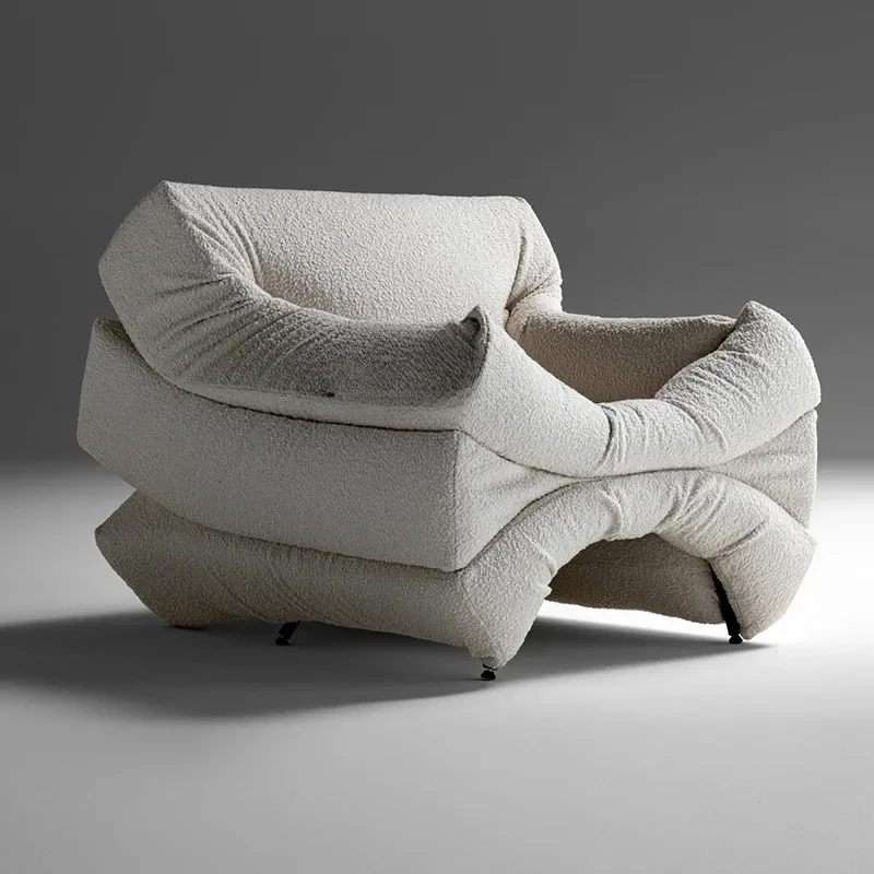 Moderner, einfacher, langer Designer-Sofastuhl für das Wohnzimmer