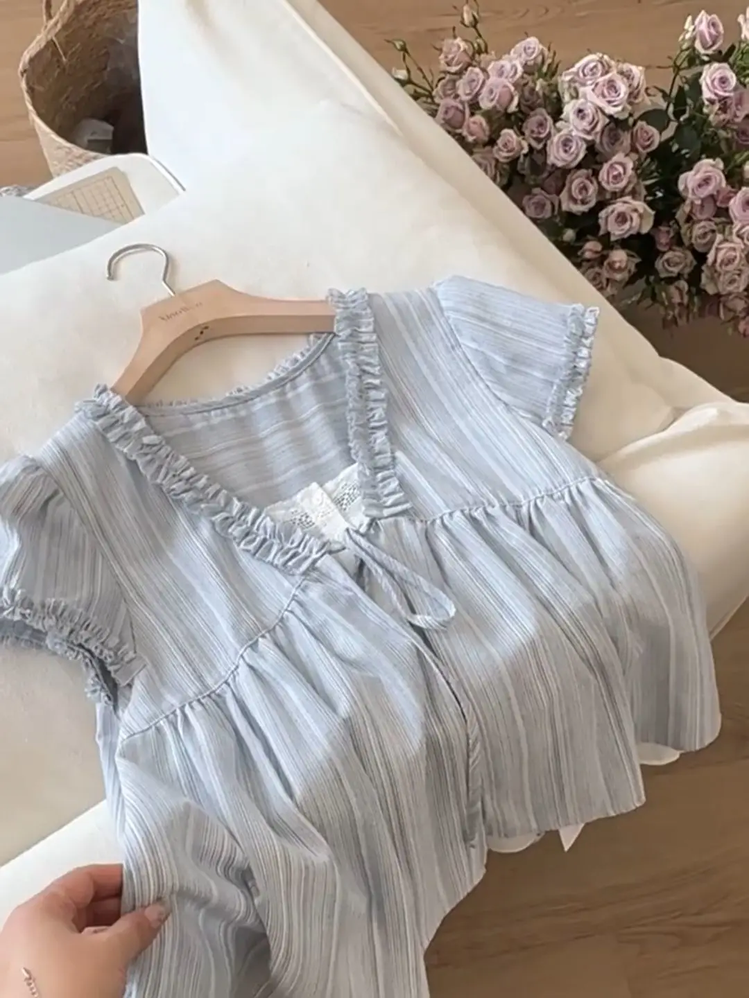 

Blue Gentle Style Shirt for Women Summer New Loose Temperament Chic Fresh Personality Tops