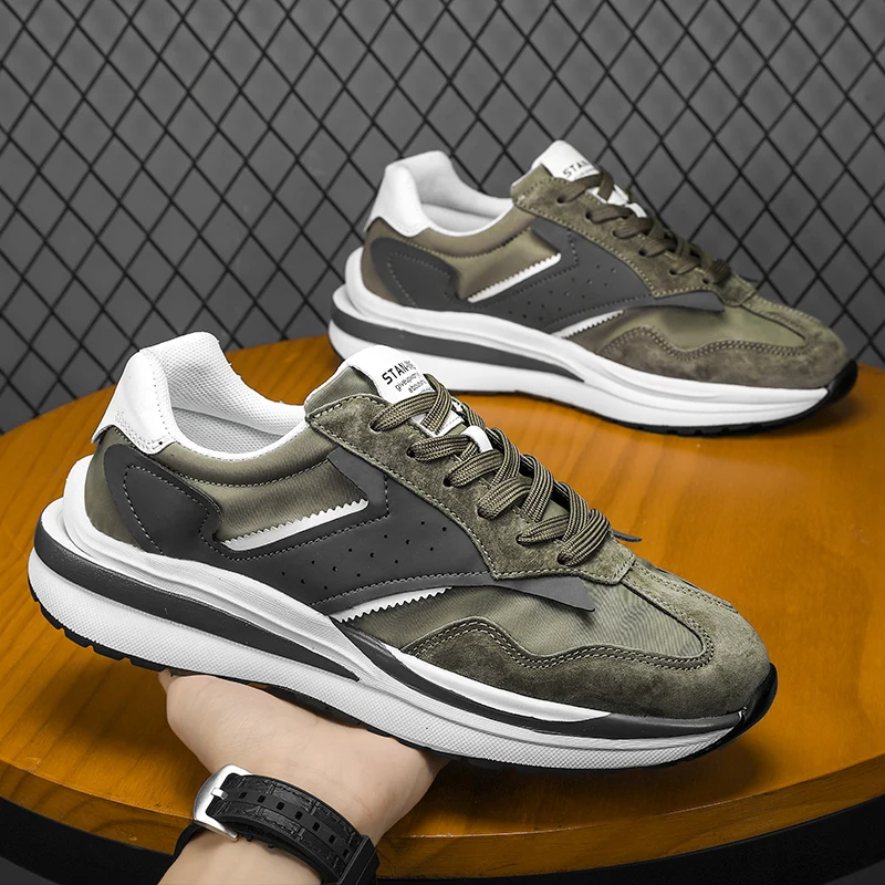 Chaussures de course de luxe pour hommes, baskets de skateboard respirantes, épaisses, confortables, douces, décontractées, tennis masculin, 2024