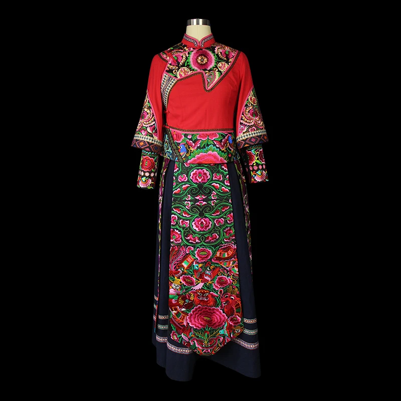 Chinese Costume Tujia Traditional Clothing Winter Embroidered Cotton Linen Festival Outfit Stage Performance Folk Dance