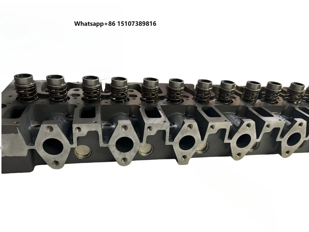 D6E Engine Cylinder Head 04292633 High Performance Replacement Parts for Marine and Industrial Applications Cylinder Head