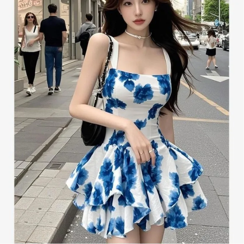 

Летнее женское платье без рукавов, синее мини-платье с цветочным принтом и рюшами по подолу, милое сексуальное облегающее праздничное пляжное нарядное платье, мода