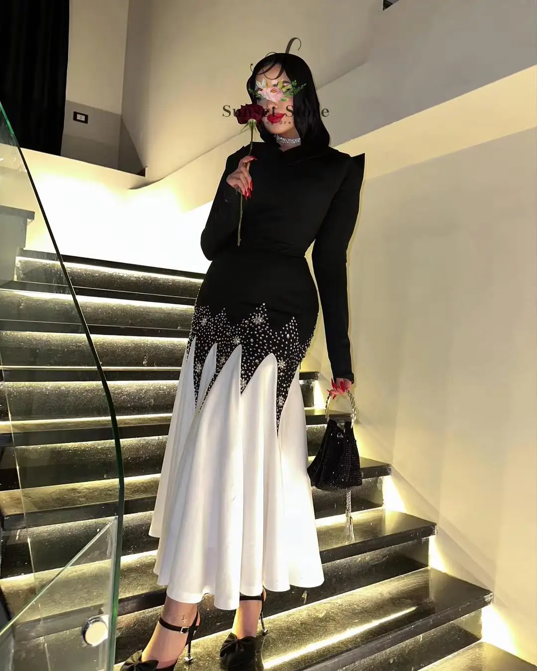Customized   Black and White Hijab Prom Dress Ankle Length With Beaded Muslim Wedding Party Gown Round Neck Long Sleeve Maxi Dre