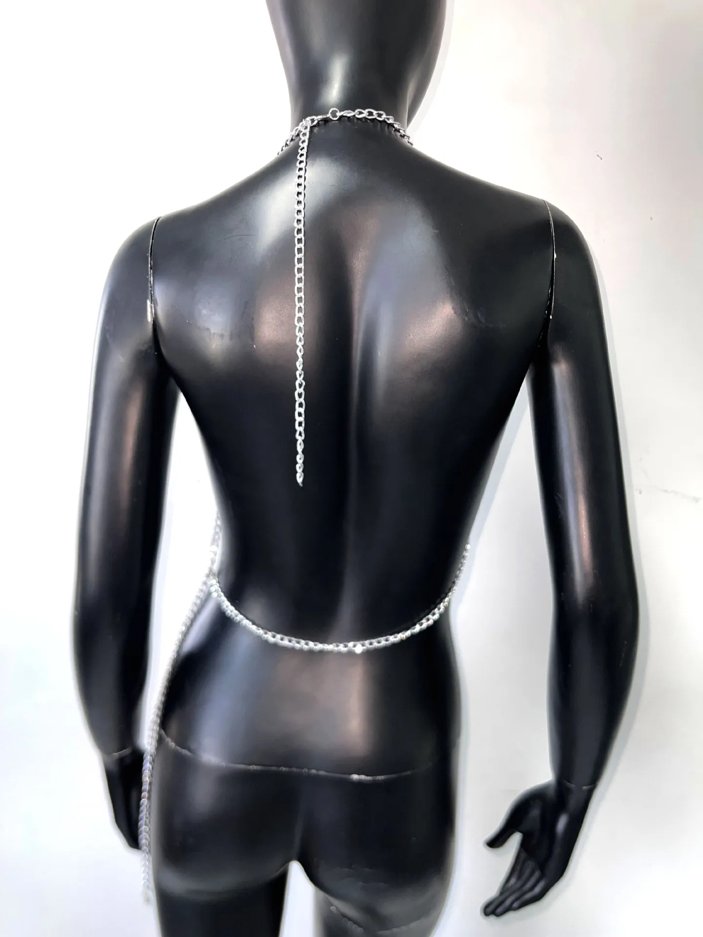 الصيف سلسلة معدنية شرابة تانك القمم المرأة مثير الجوف خارج الخامس الرقبة عارية الذراعين الرسن الرقبة الجسم سلسلة بروتيل الشاطئ حفلة المحاصيل الأعلى