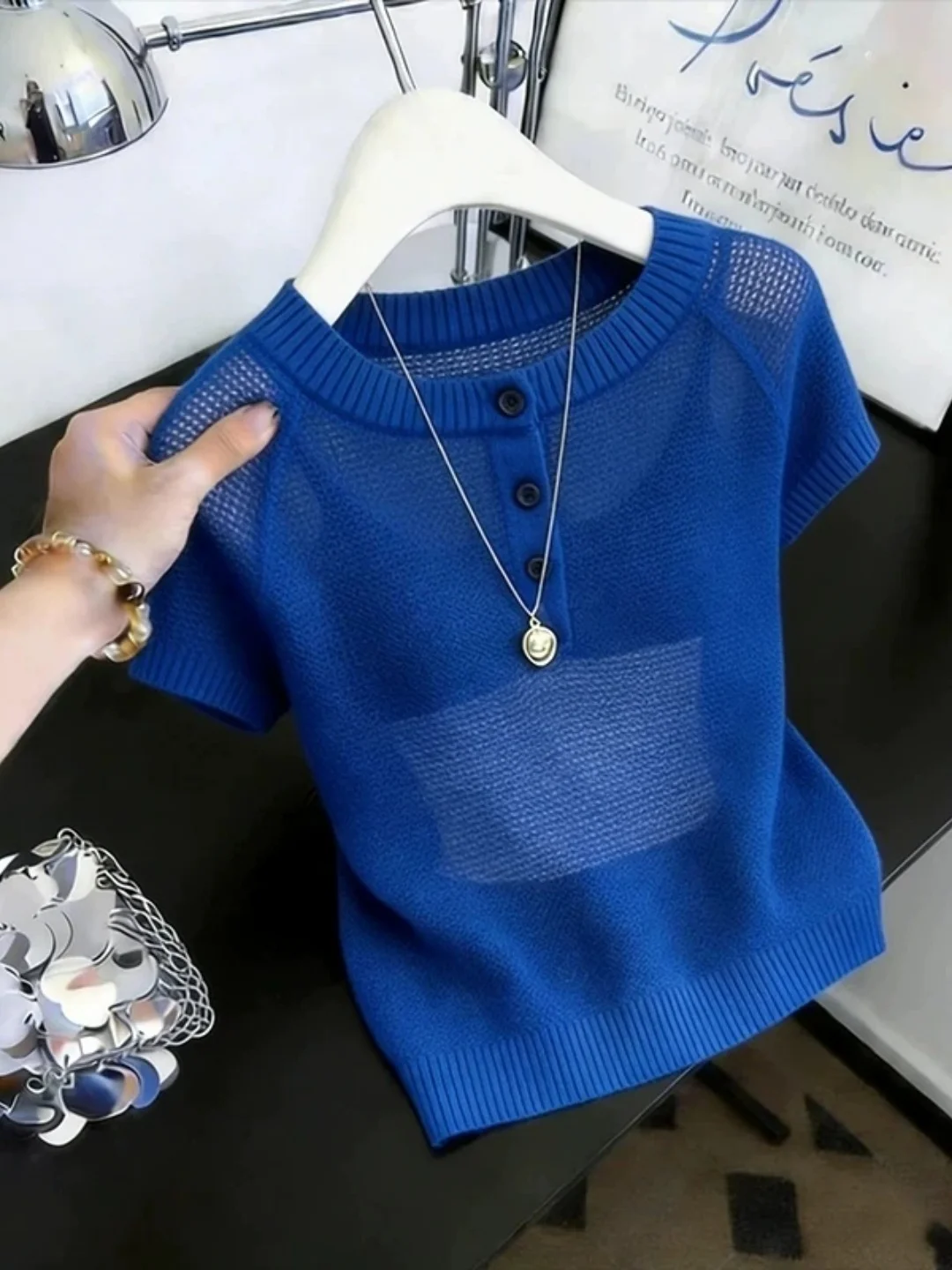

Summer Design Sensation Ice Silk Knitted Top Hollow out Soft Comfortable Color Casual Versatile Short Sleeve Women's Shirt