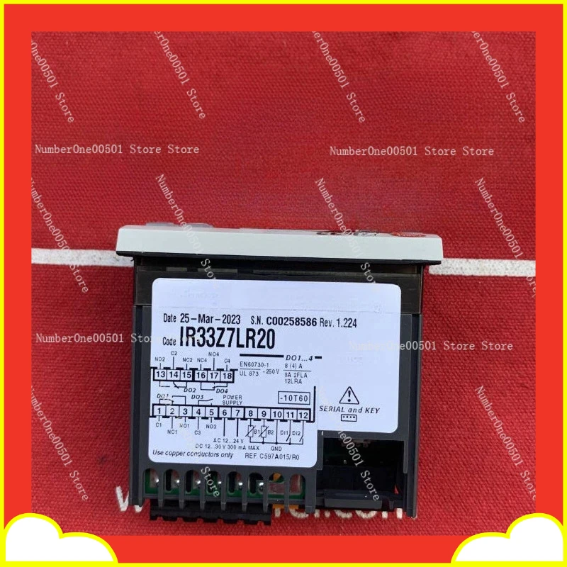 

IR33Z7LR20 Temperature Controller 4 Relay Output HVAC Refrigeration Control Panel Mount
