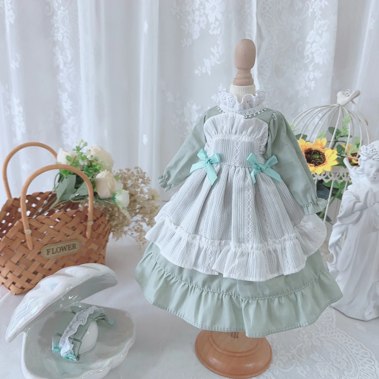 BJD Doll clothes suitable for 1/3 1/4 1/6 size light green long sleeve bow maid outfit doll accessories