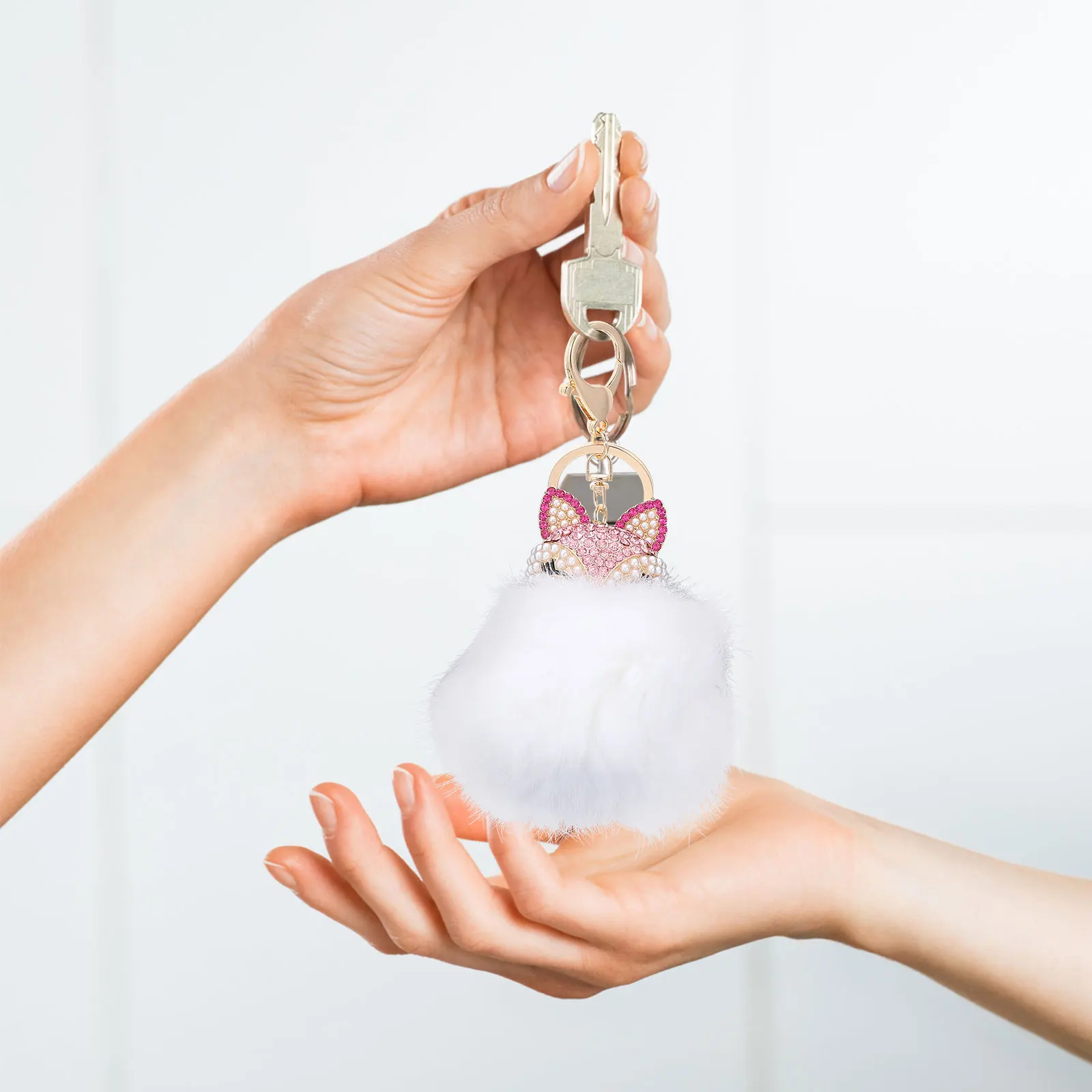 المفاتيح لينة قلادة مستديرة لحقيبة يد سيارة مرآة الرؤية الخلفية الزخرفية المفاتيح جميل حلقة رئيسية حقيبة قلادة