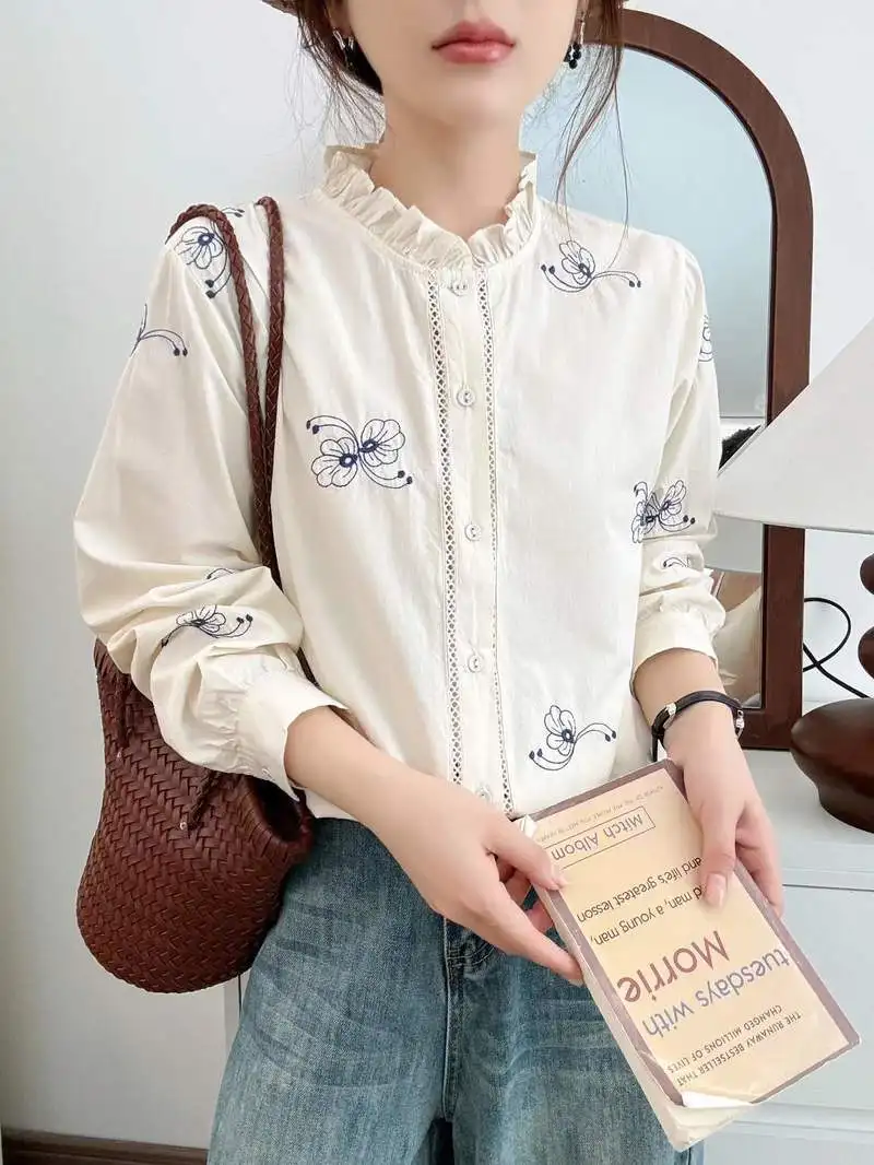 جديد 2025 الخريف قميص قطني بكم طويل ، المرأة الوقوف مخطط التطريز ، موري فتاة OL الفرنسية الرجعية شيك بلوزة فضفاضة T59282CC