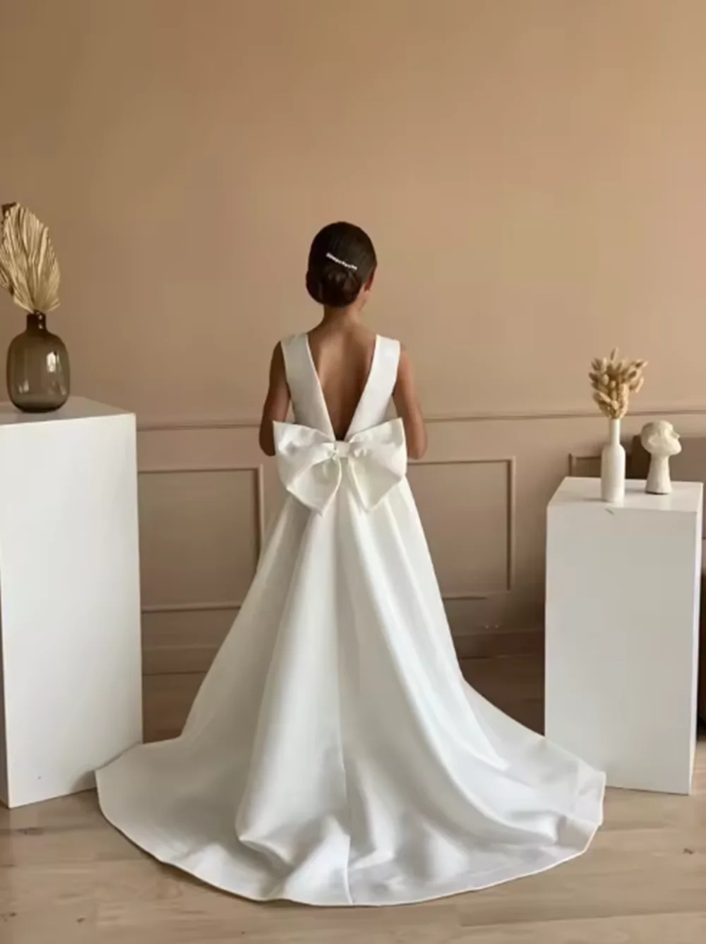 Sukienki dla dziewczynek sypiących kwiatki na wesele, szyte na miarę, w kolorze kości słoniowej, satynowe, do ziemi, z kokardą, na formalne okazje, Pierwsza Komunia, sukienka dla druhny.