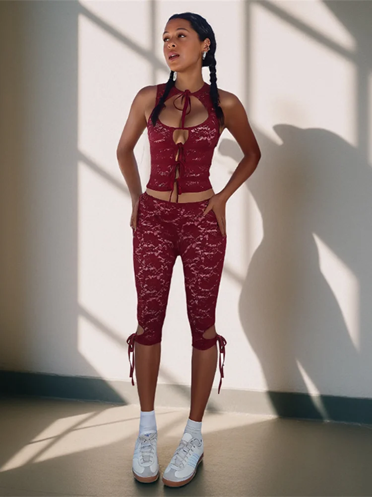 Whatiwear Mode Jacquard 2-delige set Vrouwen Sexy Hollow Bandage Tank Tops + Skinny Perzik Hip Shorts Midnight Club Party outfits