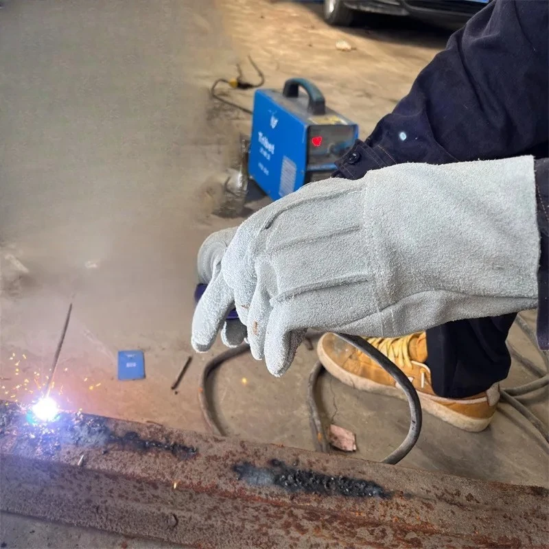 Cowhide Electric Welding Gloves Welding Beast Double Thickness Welding Heat Insulation Wear-resistant Lengthening Welder