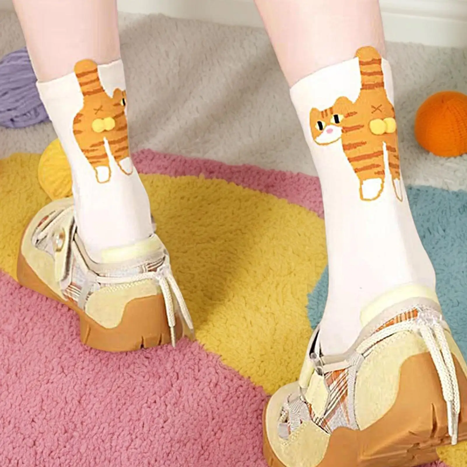 

Cat Lover Socks Funny Cat Crew Socks With Balls Breathable Female Supplies Adorable Hosiery for Daughter Girlfriend Wife Sister