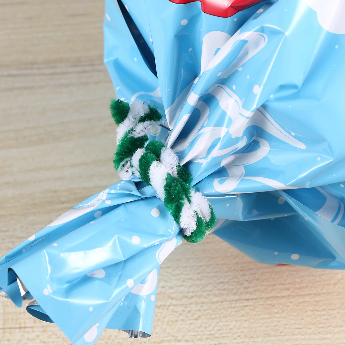 50Pcs Two-Tone Craft Chenille Stems Dark Green White Twistable Bent Flexible Kids Pipe Cleaners Preschool DIY Art Materials