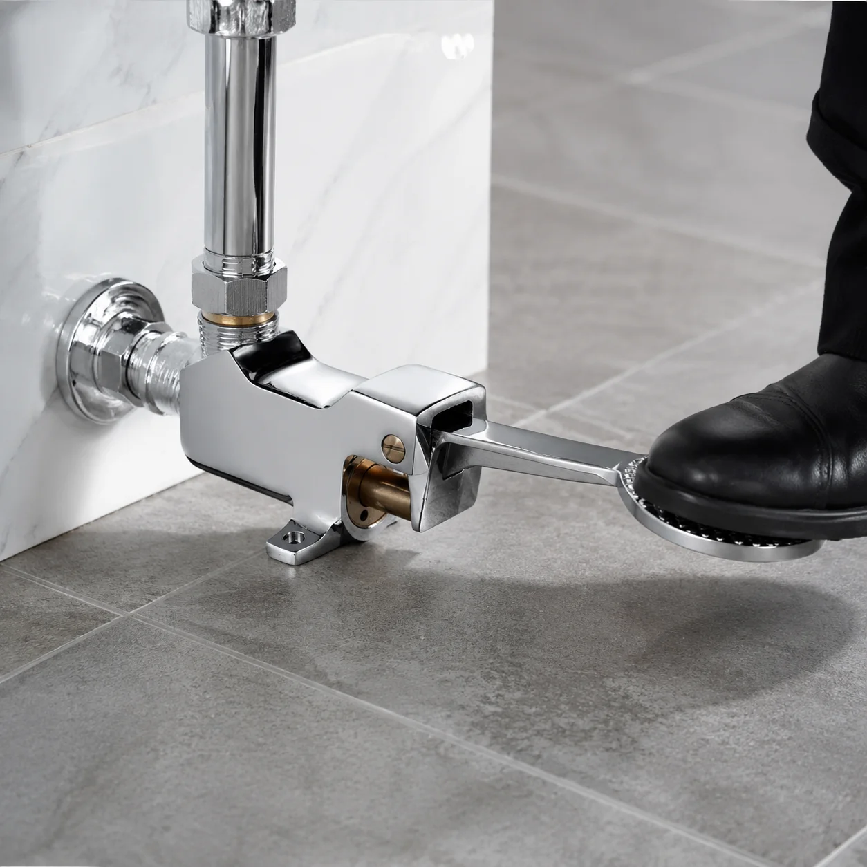 

Foot Operated Foot Control Valve Hands-free Long Handle Pedal Water Faucet Control Switch Versatile Copper Foot Pedal Tap Valve