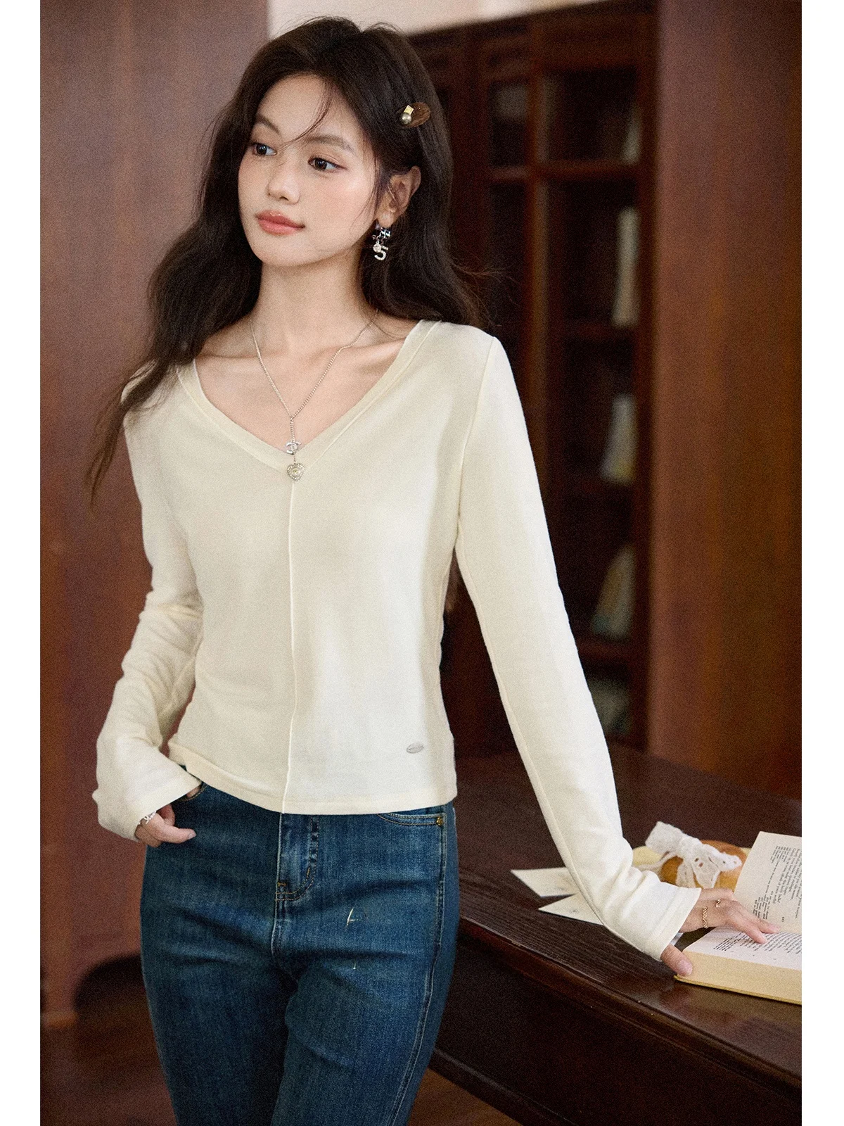 

Женская футболка South Deer Autumn V-ne Long Sve, легкий базовый слой, креативный узор, свободный крой, обычная длина