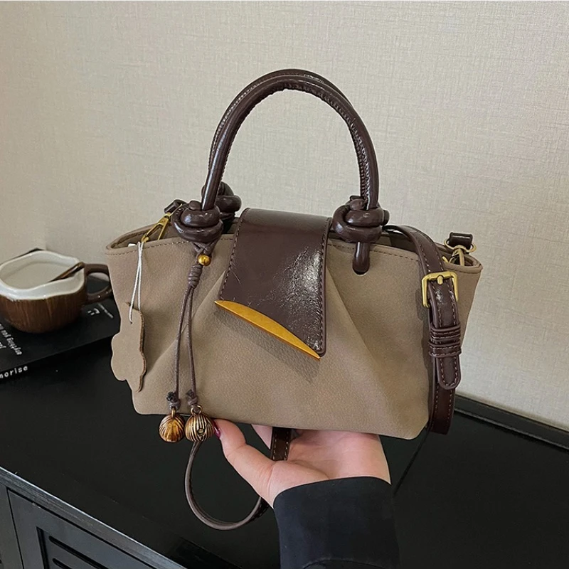 Fashion Versatile Niche Design Shoulder Bags 2026 New Advanced Sense Crossbody Bags Casual Concise Large Capacity Women's Bag