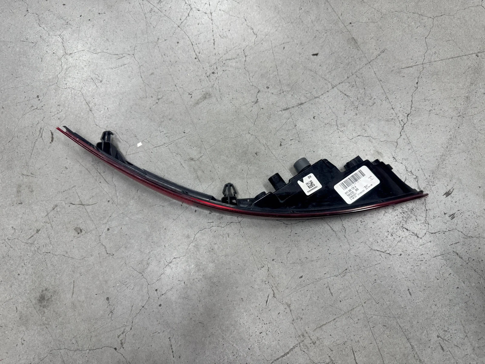 New Style High Quality Cayenne 9YA Rear Bumper Reflector Reverse LED Light Rear Fog Light Reflector for Porsche