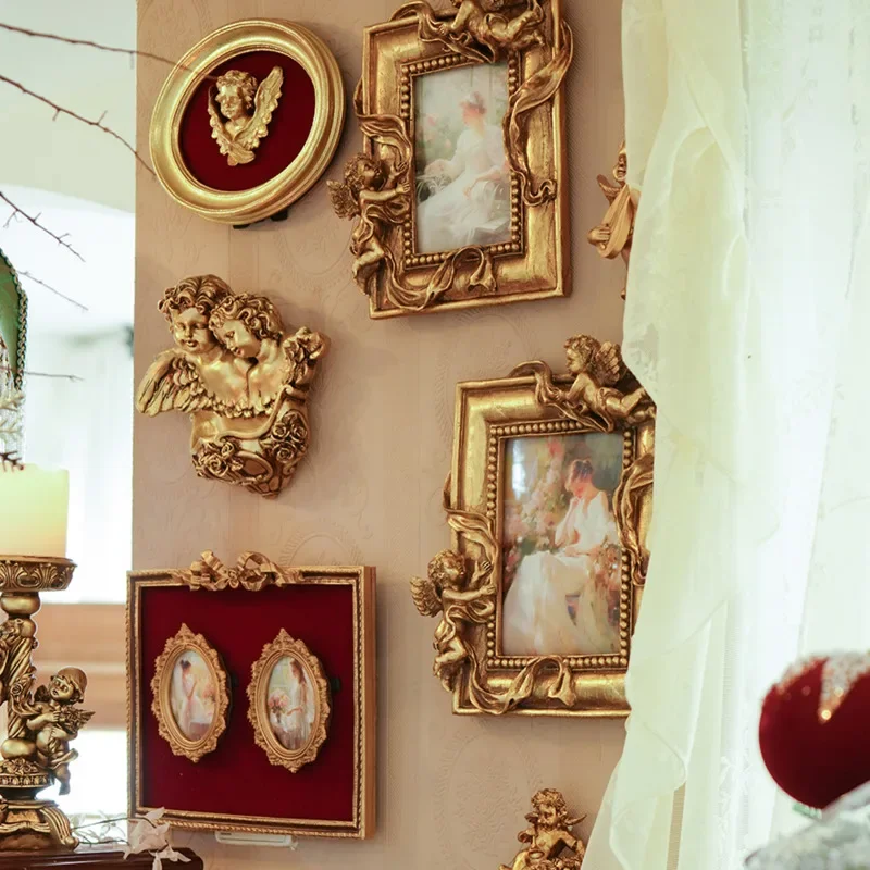 Opulent Red Velvet Angel Frame  European Style Resin Picture Holder Homestay Wall Decor Photo Ensemble Luxurious Design