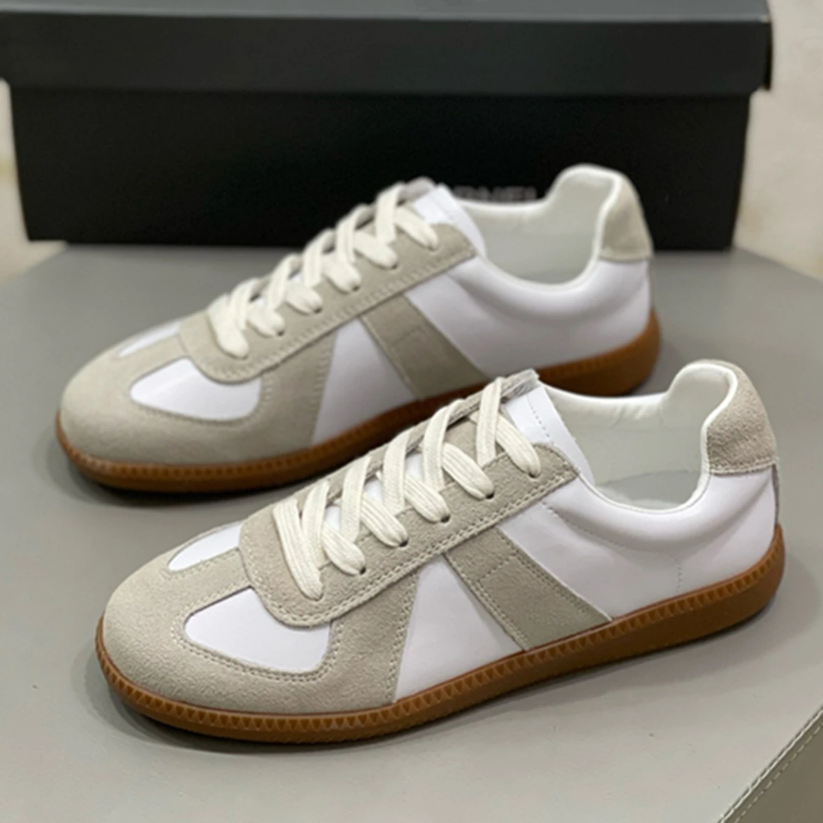 

Dave&Di Cowhide Fashionable Breathable Color Blocked Vulcanized Shoes Commuter Casual Sneakers Women