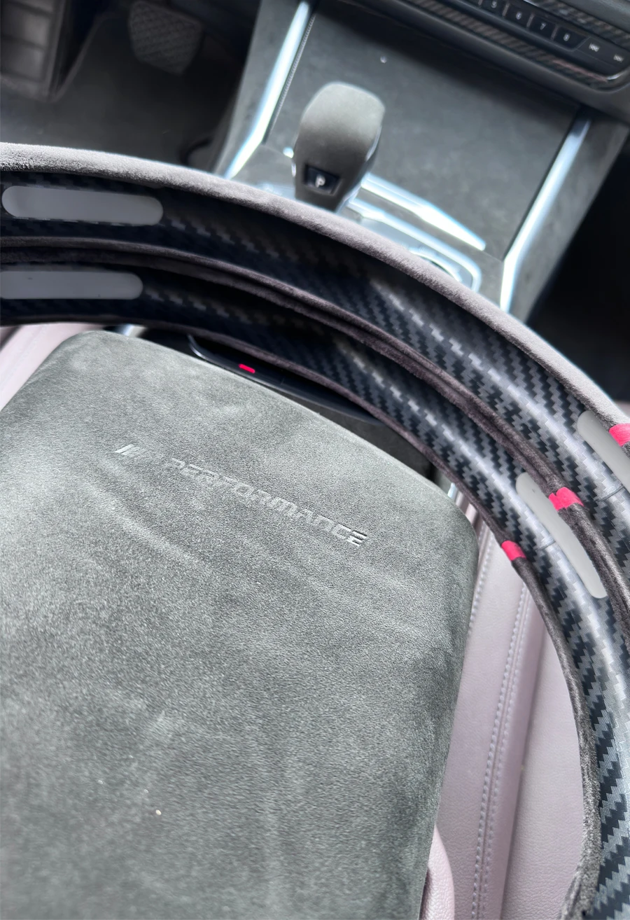 5D Sports Premium Rutschfester Lenkradbezug für BMW M Sport G30 G02 X5 F40 F41 G82 M4 Weiches Wildleder Auto-Innenausstattung – Detail 16
