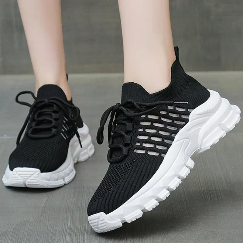 

Women Sneaker Spring Autumn Breathable Mesh Sneakers Woman Non-Slip Light Solid Sports Shoes Women Casual Plus Size Lace Up Shoe